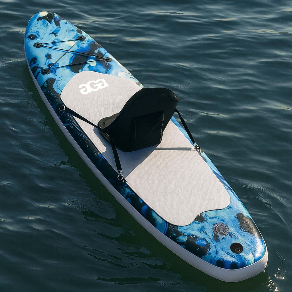 Paddleboardy na moři